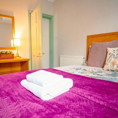 Purple Cloud Cottage Портсмут Екстер'єр фото